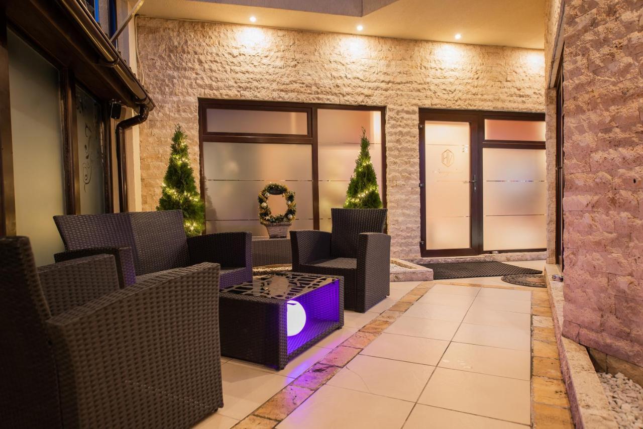 H & V Residence - Diamond Bungalow Apartment อาราด ภายนอก รูปภาพ