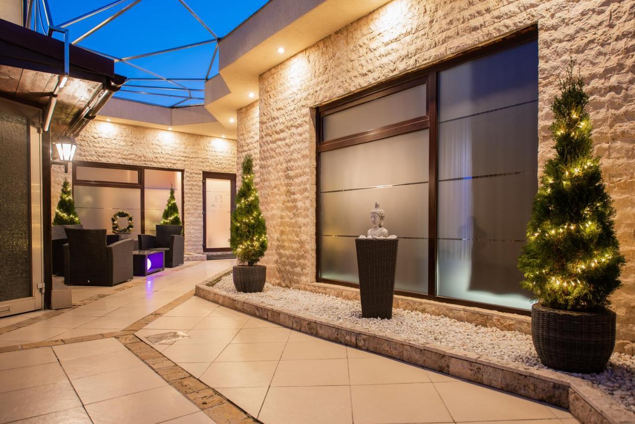 H & V Residence - Diamond Bungalow Apartment อาราด ภายนอก รูปภาพ